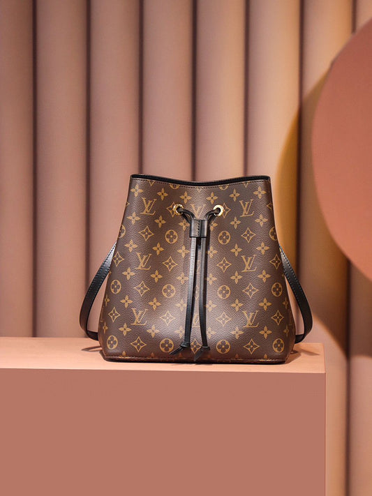 Pronta Entrega – Bolsa Modelo Lоuіѕ Vuіttоn NéoNoé MM
