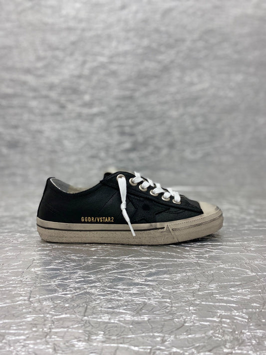 Pronta Entrega – Tênis Modelo Golden Goose V-Star