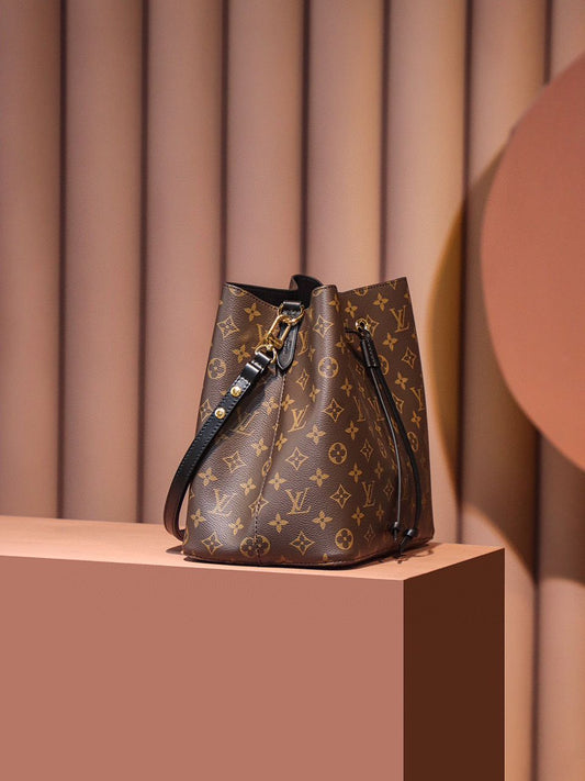 Pronta Entrega – Bolsa Modelo Lоuіѕ Vuіttоn NéoNoé MM