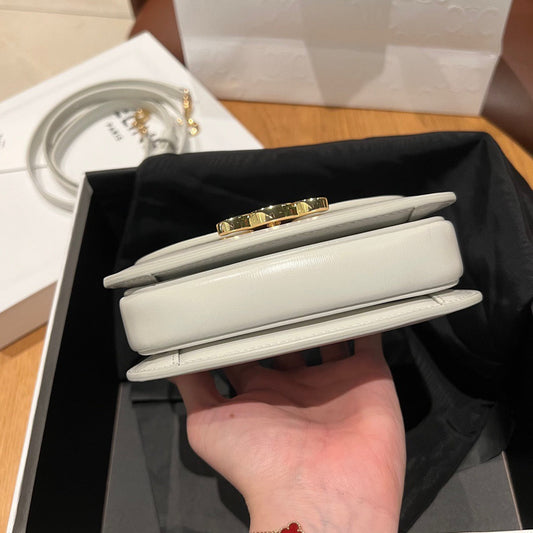Pronta Entrega – Bolsa Celine Besace Clea Mini em Couro