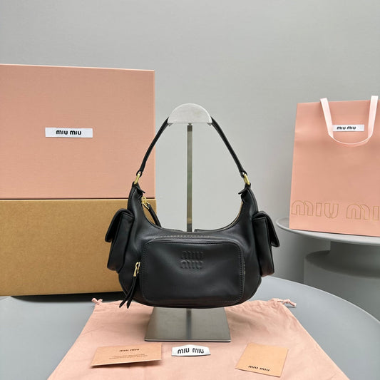 Pronta Entrega – Bolsa Miu Miu Pocket em Couro Napa