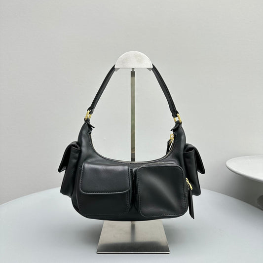 Pronta Entrega – Bolsa Miu Miu Pocket em Couro Napa
