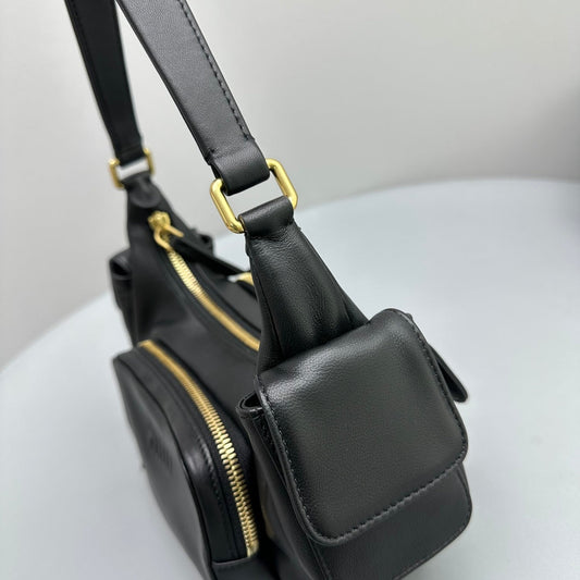 Pronta Entrega – Bolsa Miu Miu Pocket em Couro Napa