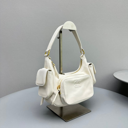 Pronta Entrega – Bolsa Miu Miu Pocket em Couro Napa