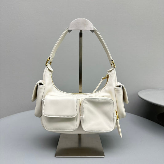 Pronta Entrega – Bolsa Miu Miu Pocket em Couro Napa