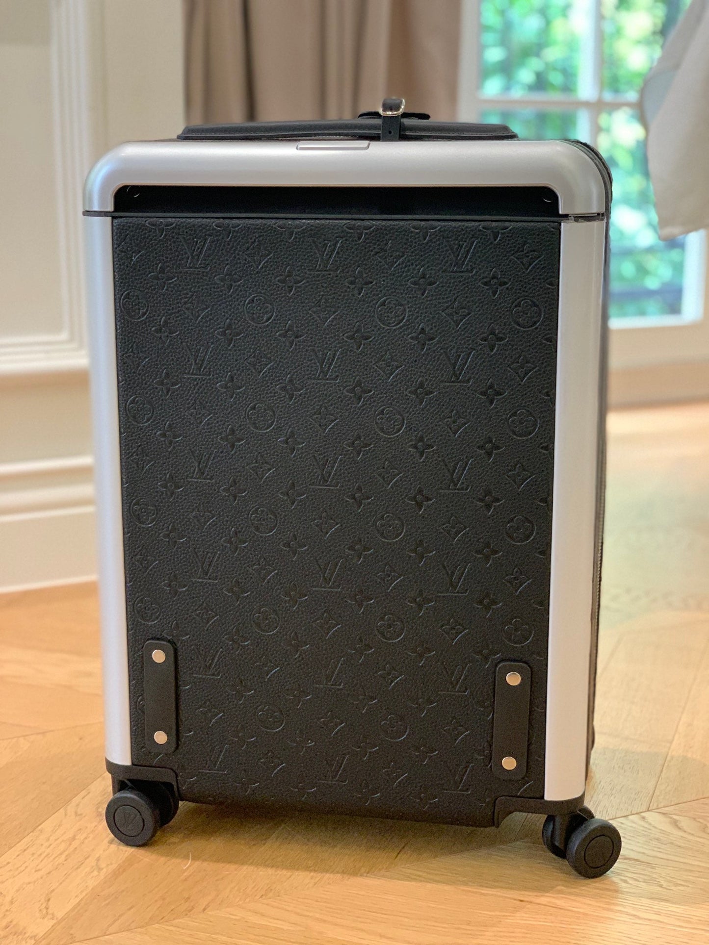 Pronta Entrega – Mala Modelo Louis Vuitton Horizon 55