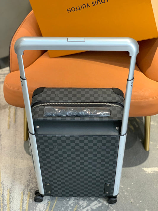 Pronta Entrega – Mala Modelo Louis Vuitton Horizon 55