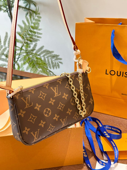 Pronta Entrega – Modelo Pochette LV
