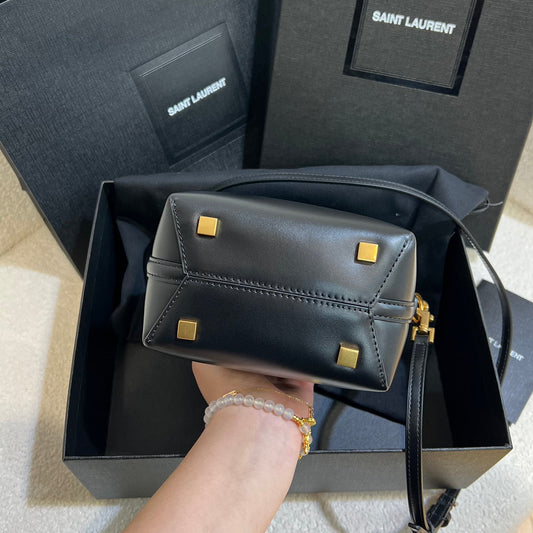 Pronta Entrega – Bolsa Saint Laurent LE 37 Pequena