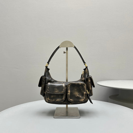 Pronta Entrega – Bolsa Miu Miu Pocket em Couro Napa