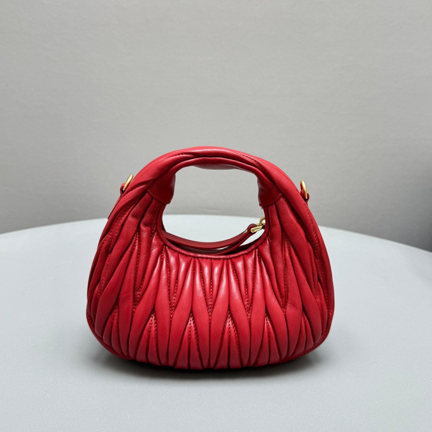 Pronta Entrega – Bolsa Miu Miu Hobo Wander Mini em Napa Matelassê