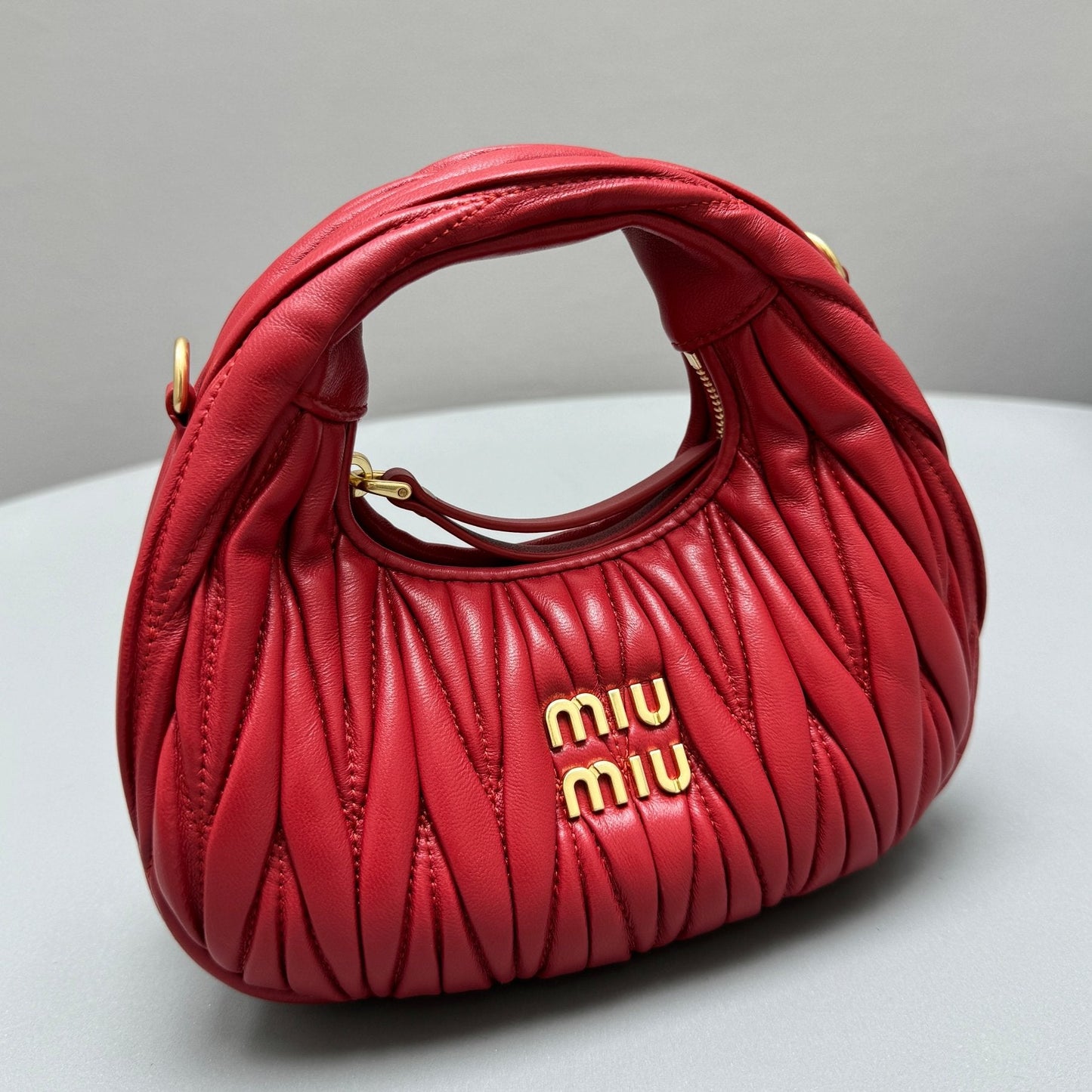Pronta Entrega – Bolsa Miu Miu Hobo Wander Mini em Napa Matelassê