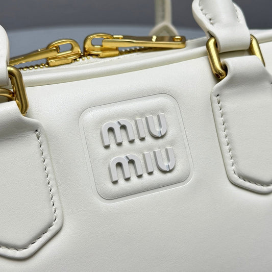 Pronta Entrega – Bolsa Miu Miu Arcadie em Couro