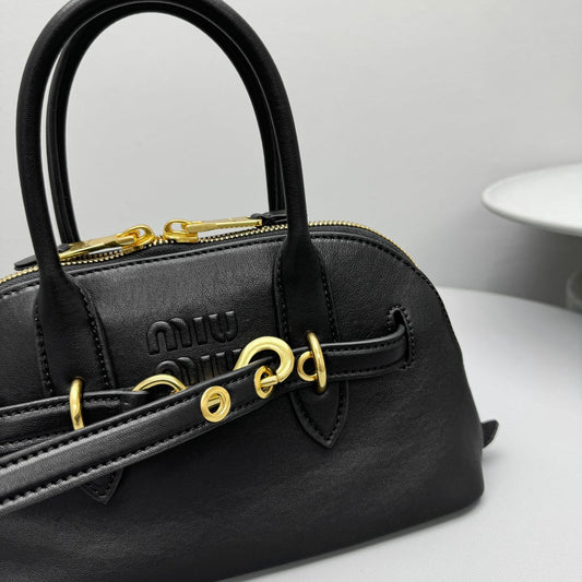 Pronta Entrega – Bolsa Miu Miu de Mão Aventure Pequena em Couro Napa