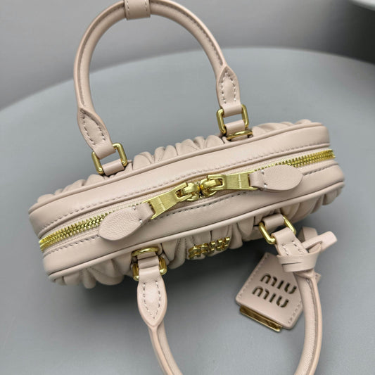 Pronta Entrega – Bolsa Miu Miu Arcadie Mini em Couro Napa Matelassê