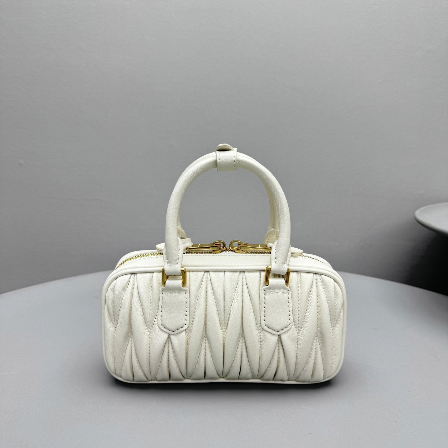 Pronta Entrega – Bolsa Miu Miu Arcadie Mini em Couro Napa Matelassê
