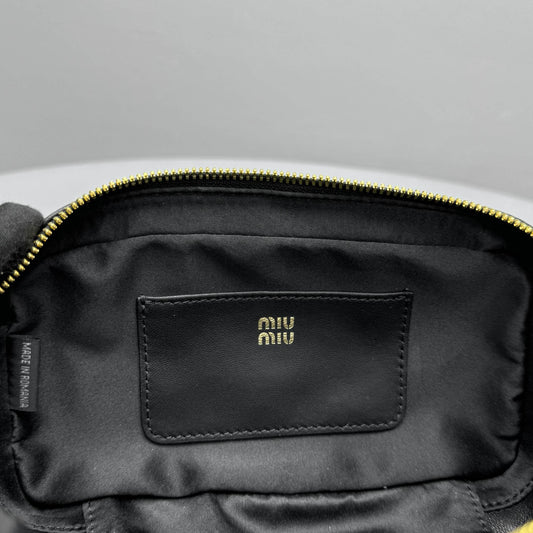 Pronta Entrega – Bolsa Miu Miu Arcadie Mini em Couro Napa Matelassê