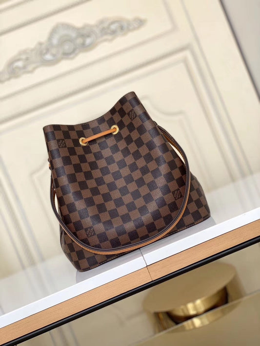 Pronta Entrega – Bolsa Modelo Louis Vuitton Modelo NéoNoé