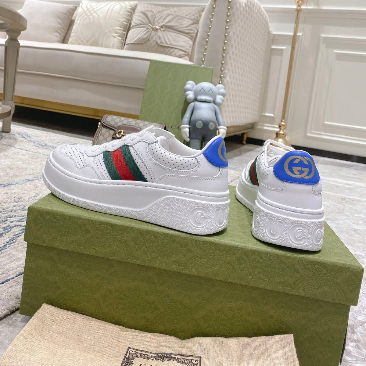 Pronta Entrega – Tênis Modelo Gucci Cano Baixo com Faixa Web