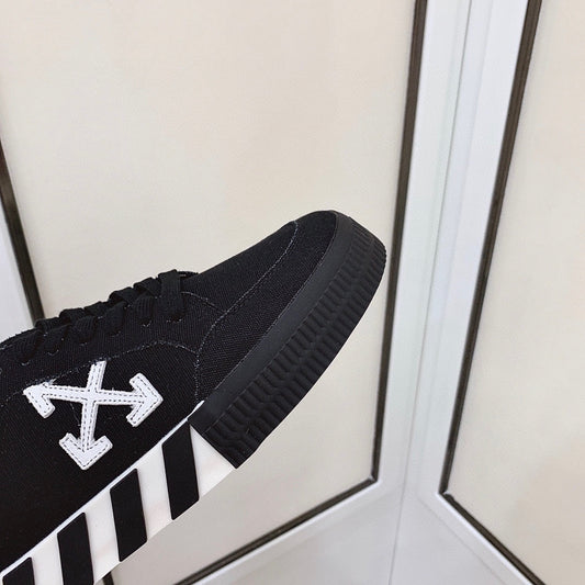 Pronta Entrega – Tênis Modelo Off-White Low Vulcanized