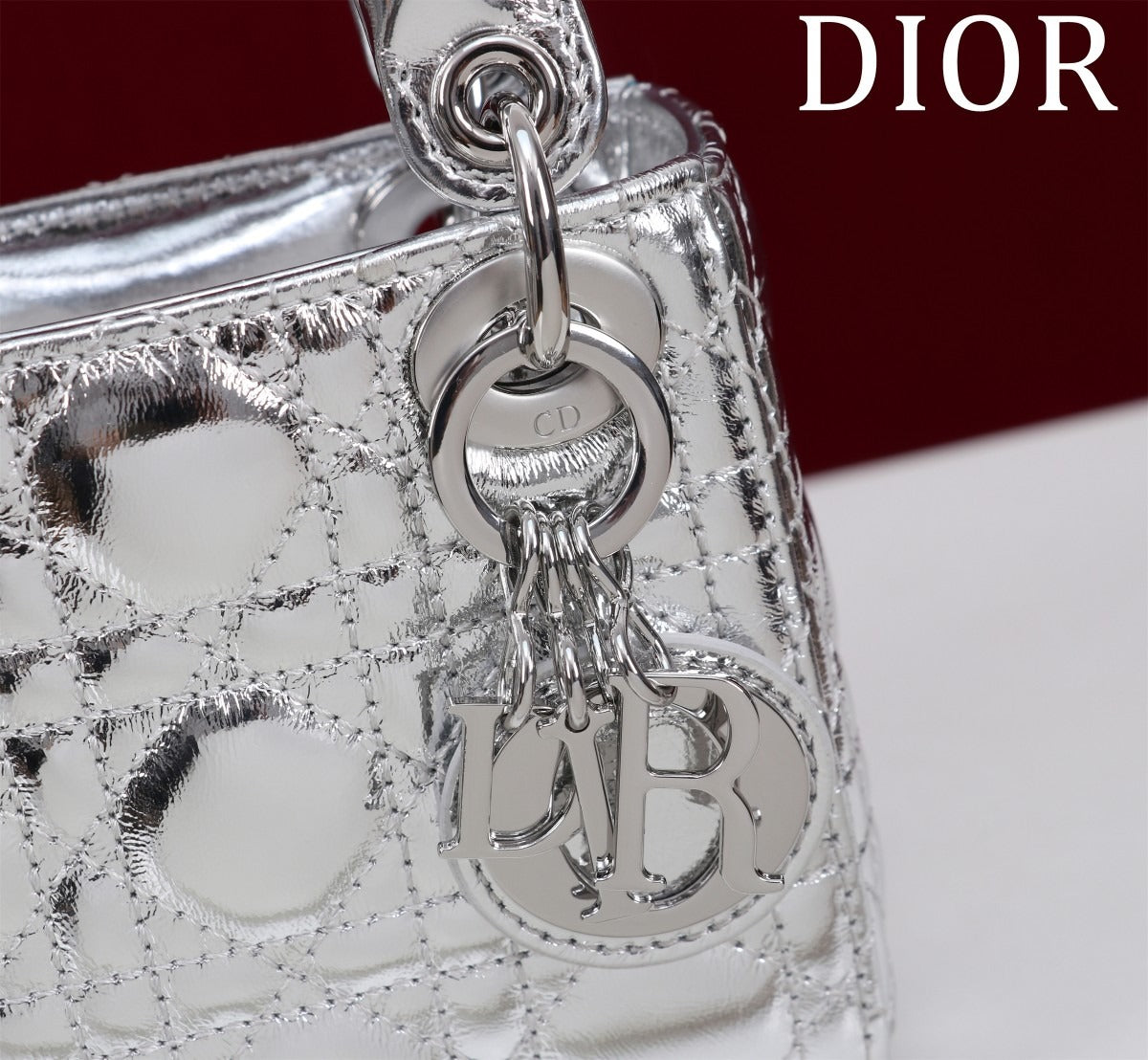 Pronta Entrega – Bolsa Lady Dior Míni Metálico Prata
