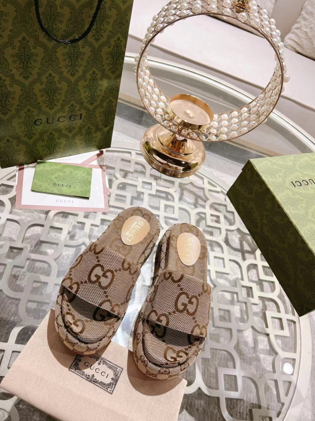 Pronta Entrega – Sandália Gucci Angelina com Plataforma