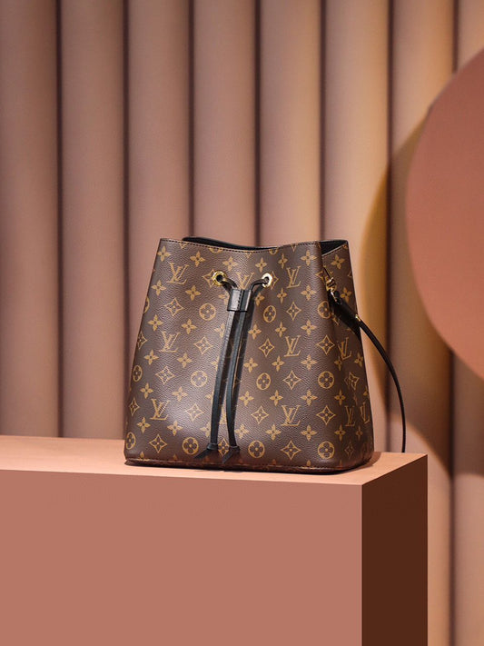 Pronta Entrega – Bolsa Modelo Lоuіѕ Vuіttоn NéoNoé MM