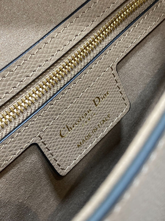 Pronta Entrega – PRONTA-ENTREGA – Bolsa Modelo Dior Saddle