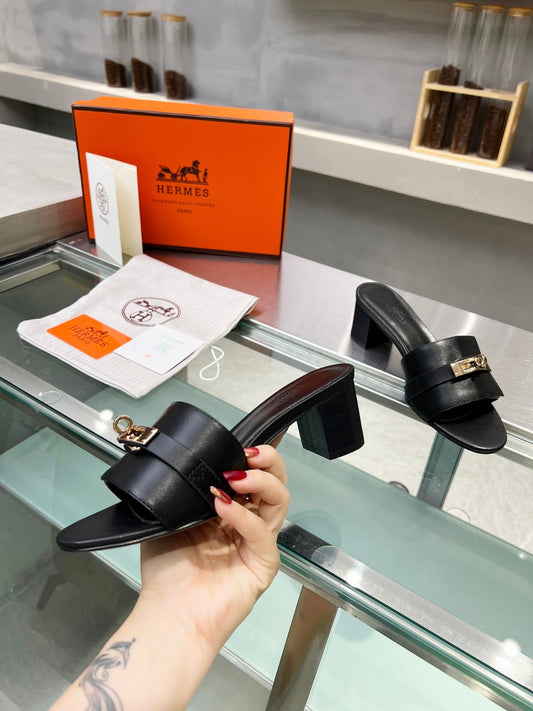 Pronta Entrega – Sandália Modelo Hermès Gigi 50
