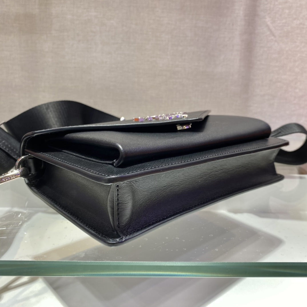 Pronta Entrega – Bolsa Modelo Prada Envelope Mini em Couro Saffiano