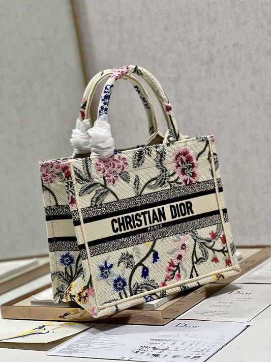 Pronta Entrega – Bolsa Modelo Dior Tote Book Pequena