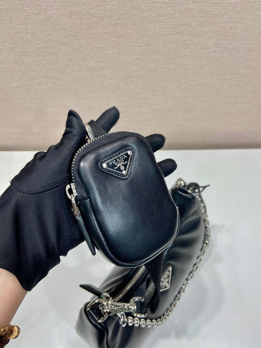 Pronta Entrega – Bolsa ombro Prada Re-Edition 2005 couro napa acolchoado
