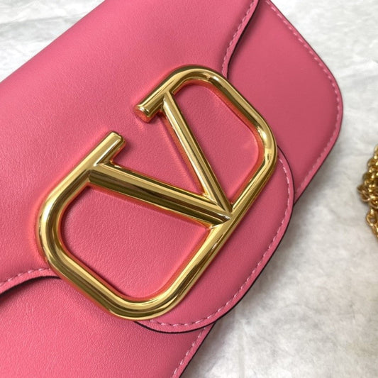 Pronta Entrega – Bolsa Transversal Modelo Valentino Garavani Rosa
