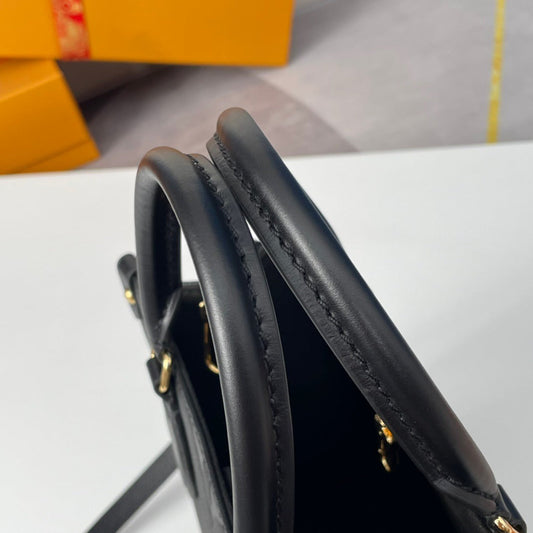 Pronta Entrega – Bolsa Modelo Louis Vuitton Onthego PM