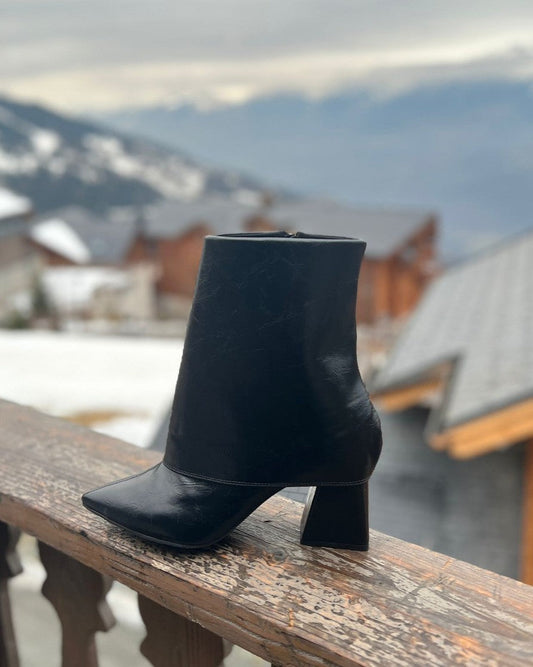 Pronta Entrega – Bota Cano Médio Capa Preto