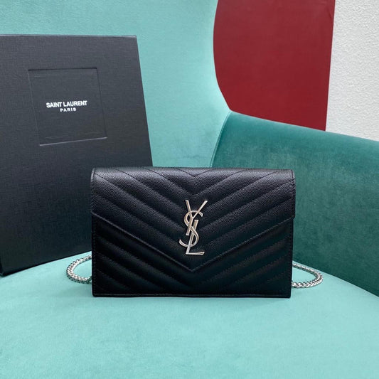 Pronta Entrega – Clutch Modelo Saint Laurent Envelope Matelassê