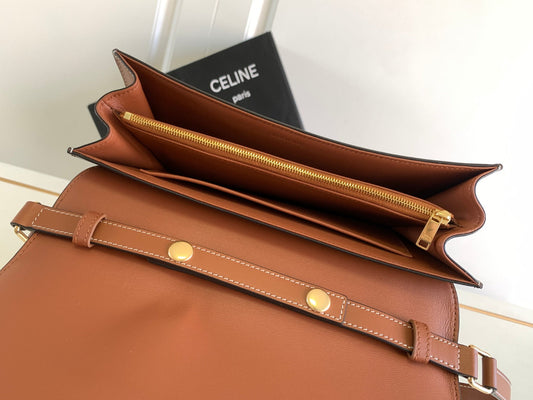 Pronta Entrega – PRONTA-ENTREGA – Bolsa Modelo Celine Multipochete Triomphe