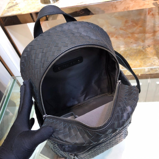 Pronta Entrega – PRONTA-ENTREGA – Mochila Modelo Bottega Intrecciato