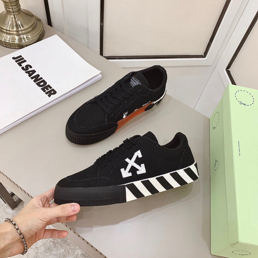 Pronta Entrega – Tênis Modelo Off-White Low Vulcanized