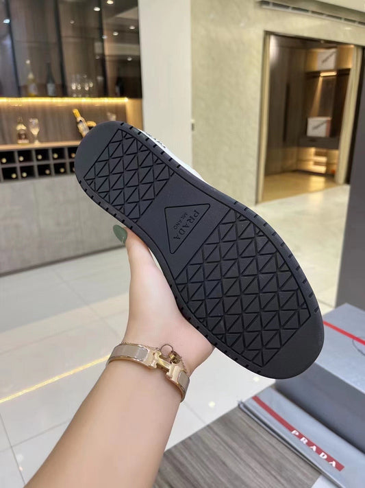 Pronta Entrega – Sneaker Modelo Prada