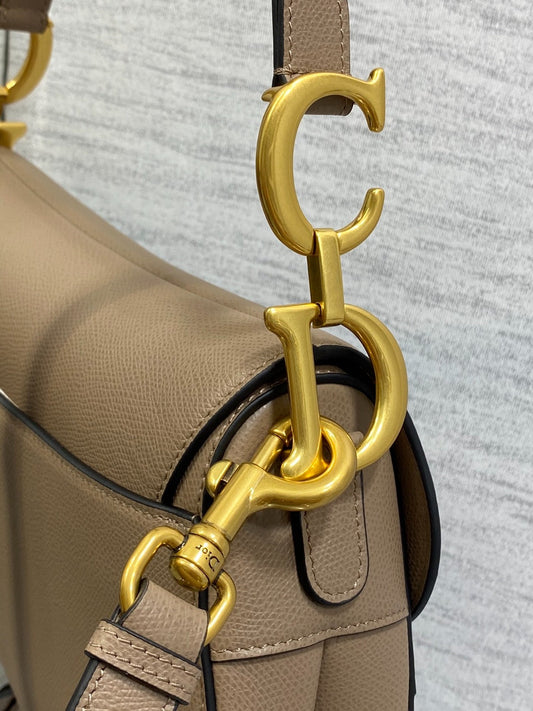 Pronta Entrega – PRONTA-ENTREGA – Bolsa Modelo Dior Saddle