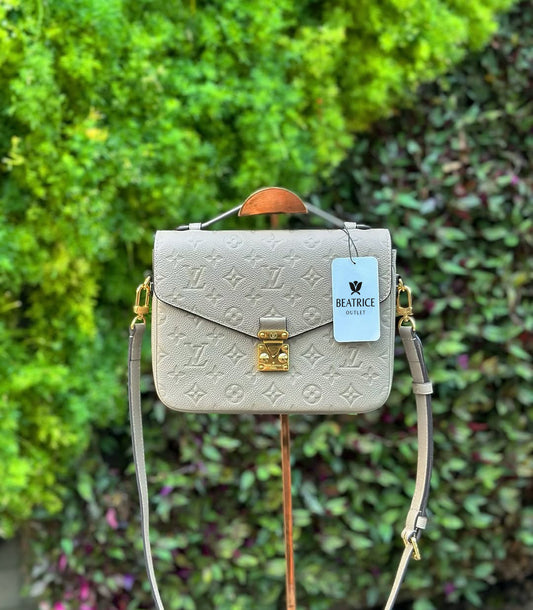 Pronta Entrega – PRONTA-ENTREGA – LOUIS VUITTON POCHETTE MÉTIS EMPREINTE