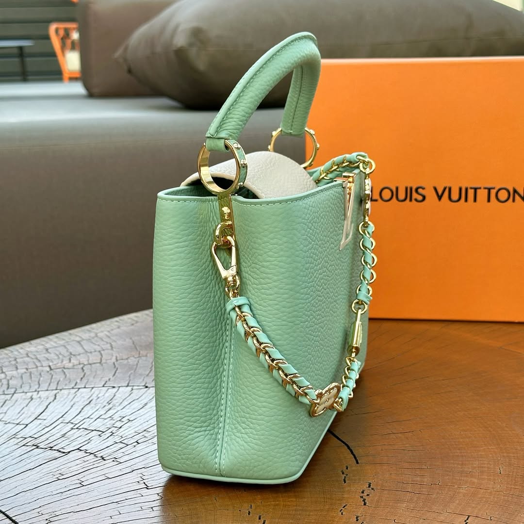 Pronta Entrega – PRONTA-ENTREGA – LOUIS VUITTON CAPUCINES GREEN MINT