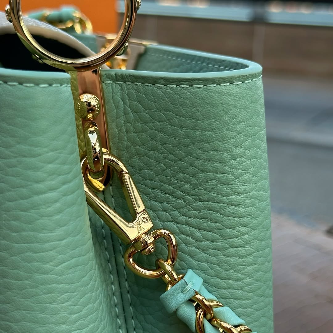 Pronta Entrega – PRONTA-ENTREGA – LOUIS VUITTON CAPUCINES GREEN MINT