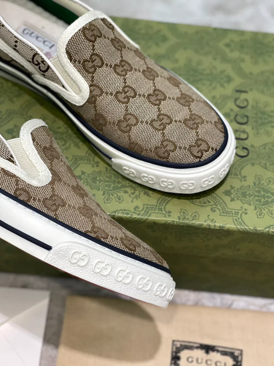 Pronta Entrega – PRONTA-ENTREGA – Slip-on Modelo Gucci Tennis 1977 Monogramado