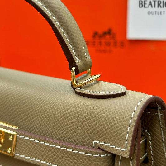 Pronta Entrega – PRONTA-ENTREGA – HERMÈS KELLY SELLIER MINI 20 ETOUPE EPSOM GOLD HARDWARE