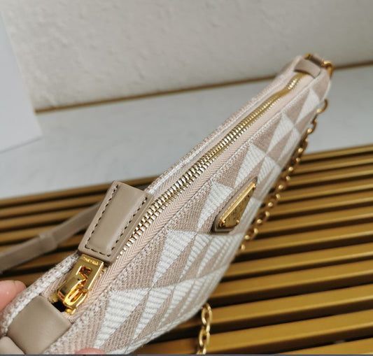 Pronta Entrega – Bolsa Prada Mini em Jacquard Bordado