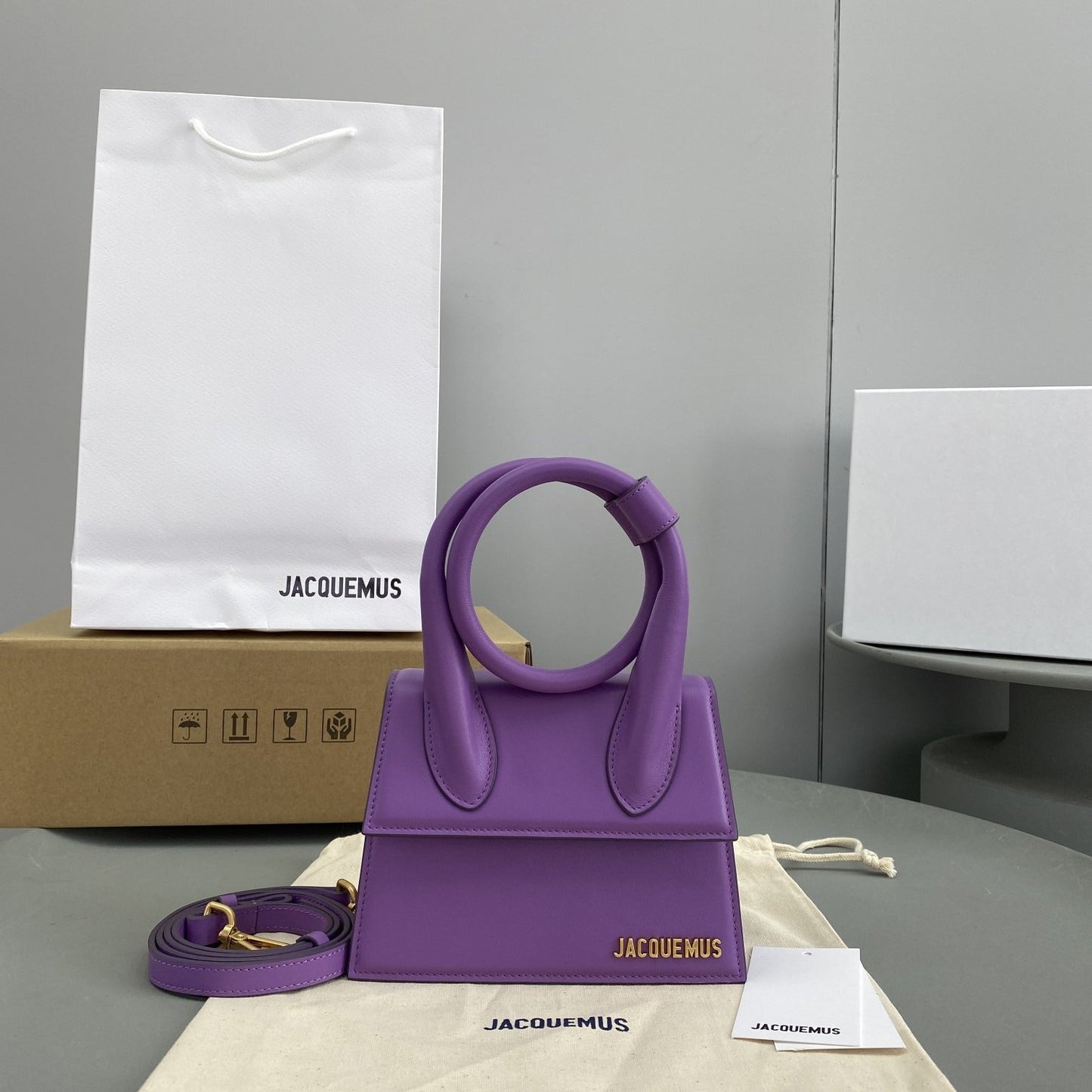 Pronta Entrega – Bolsa Modelo Jacquemus Le Chiquito Noeud