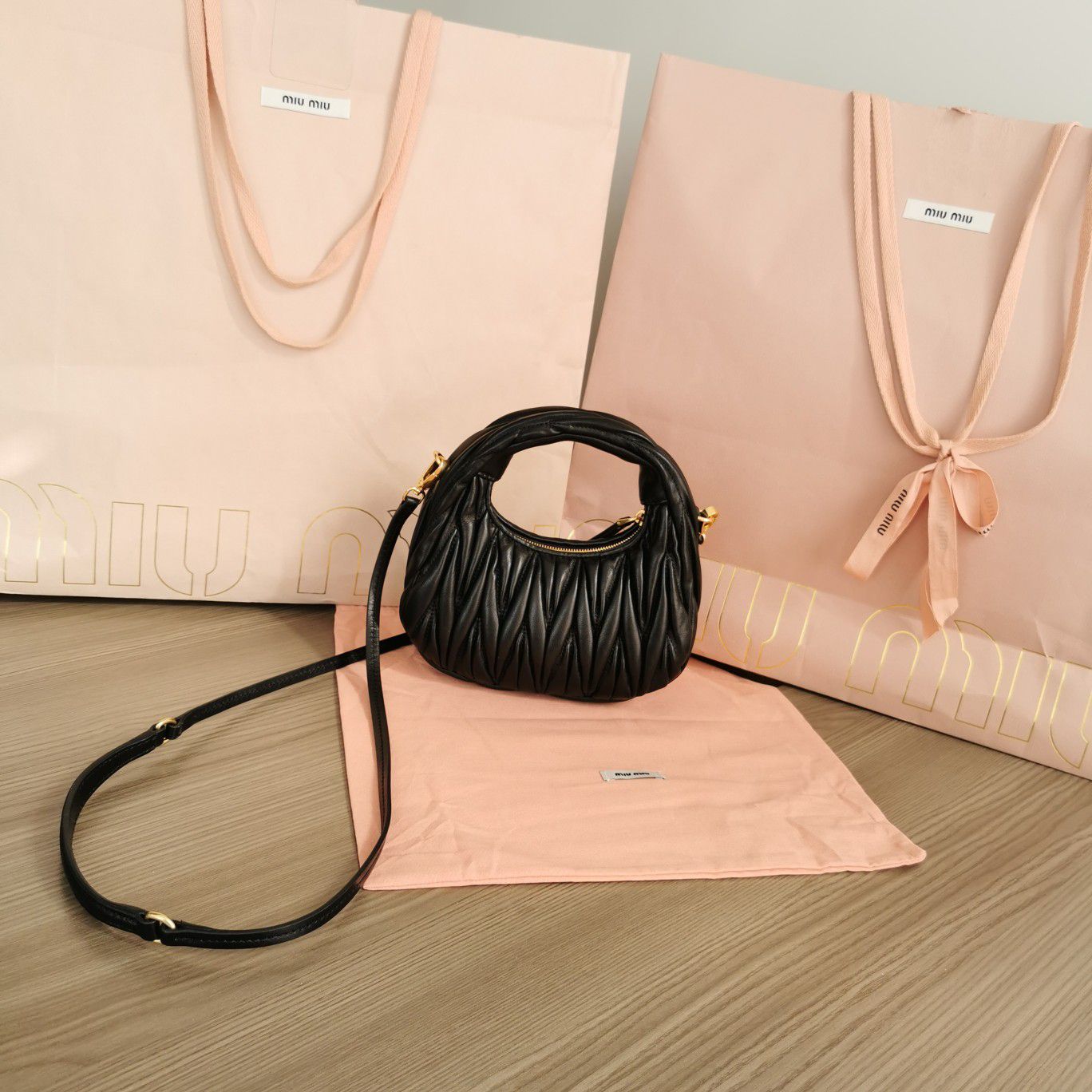 Pronta Entrega – Bolsa Miu Miu Bolsa Hobo Miu Wander