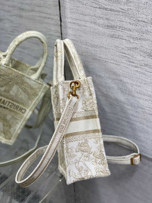 Pronta Entrega – Bolsa Dior Tote Book Mini